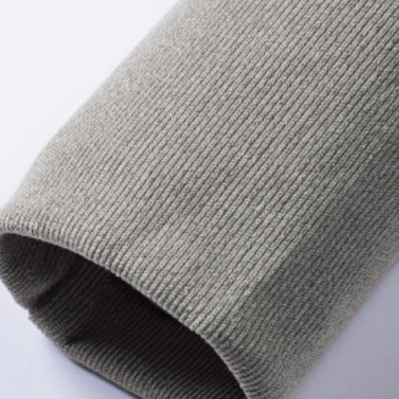 New Tan Ribbed Shoulder Zip Top - Picture 10 of 12